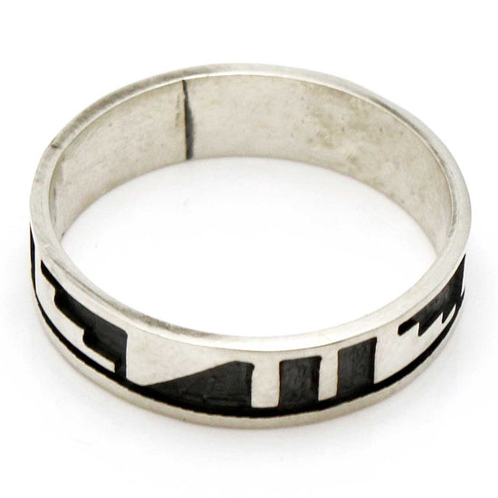Load image into Gallery viewer, Hopi Silver Ring - Clouds &amp;amp; Rain
