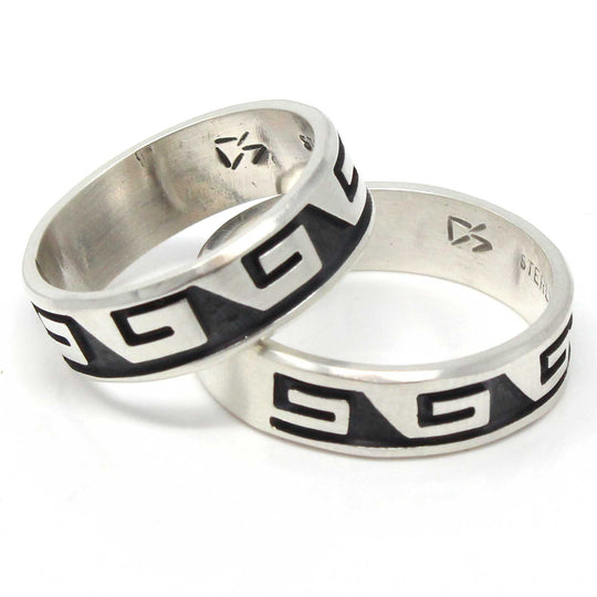 Hopi Silver Ring -Waves