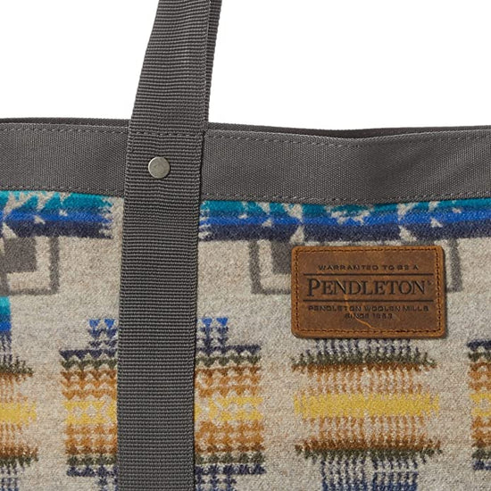 Load image into Gallery viewer, Pendleton Zip Tote, Chief Joseph Blue
