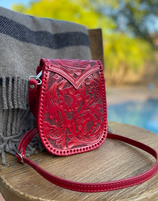 Chiquita Crossbody - Red