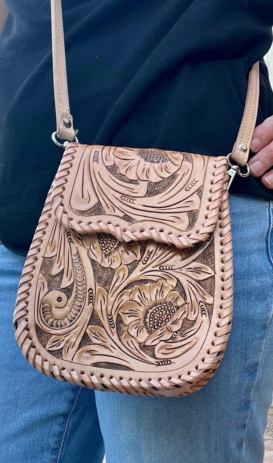 Chiquita Crossbody - Natural