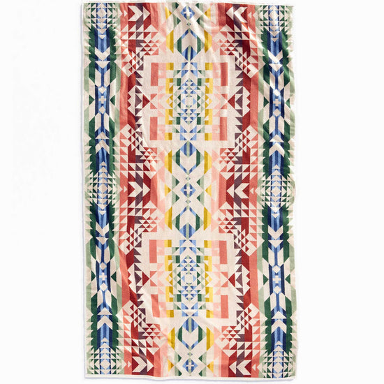 Load image into Gallery viewer, Pendleton Oversize Spa Towel, Opal Springs
