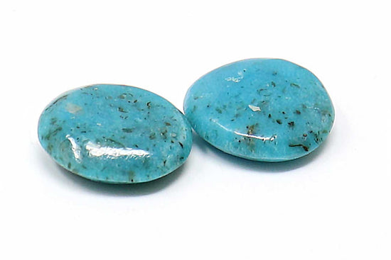 Load image into Gallery viewer, Blue 5/8&amp;quot; Turquoise Disc Studs

