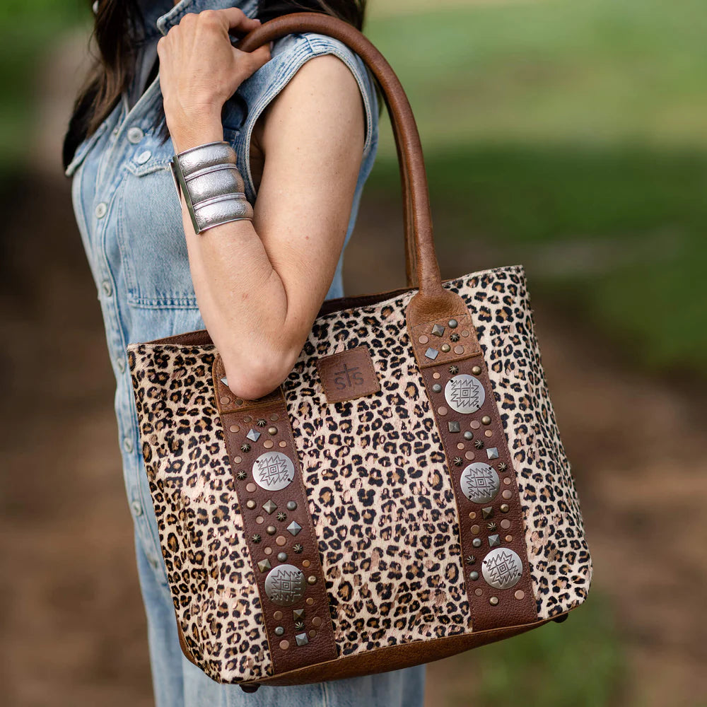 Great Plains Tote by STS Ranchwear