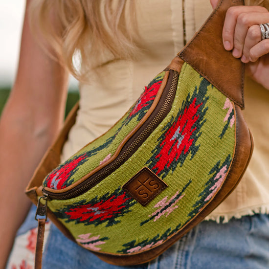 STS Ranchwear Baja Dreams Hildy Belt Bag