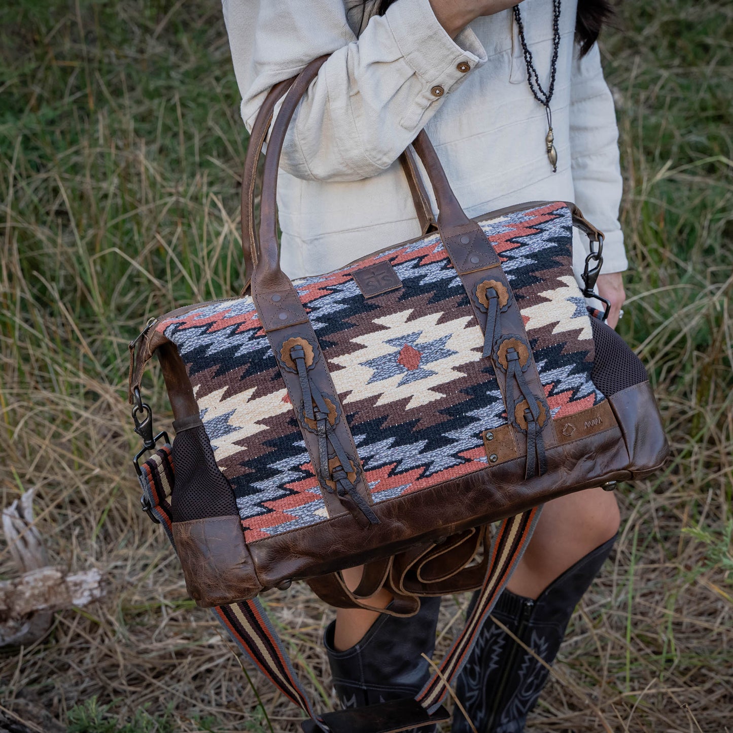 STS Ranchwear Guadalupe Serape Amellia Multi-Bag
