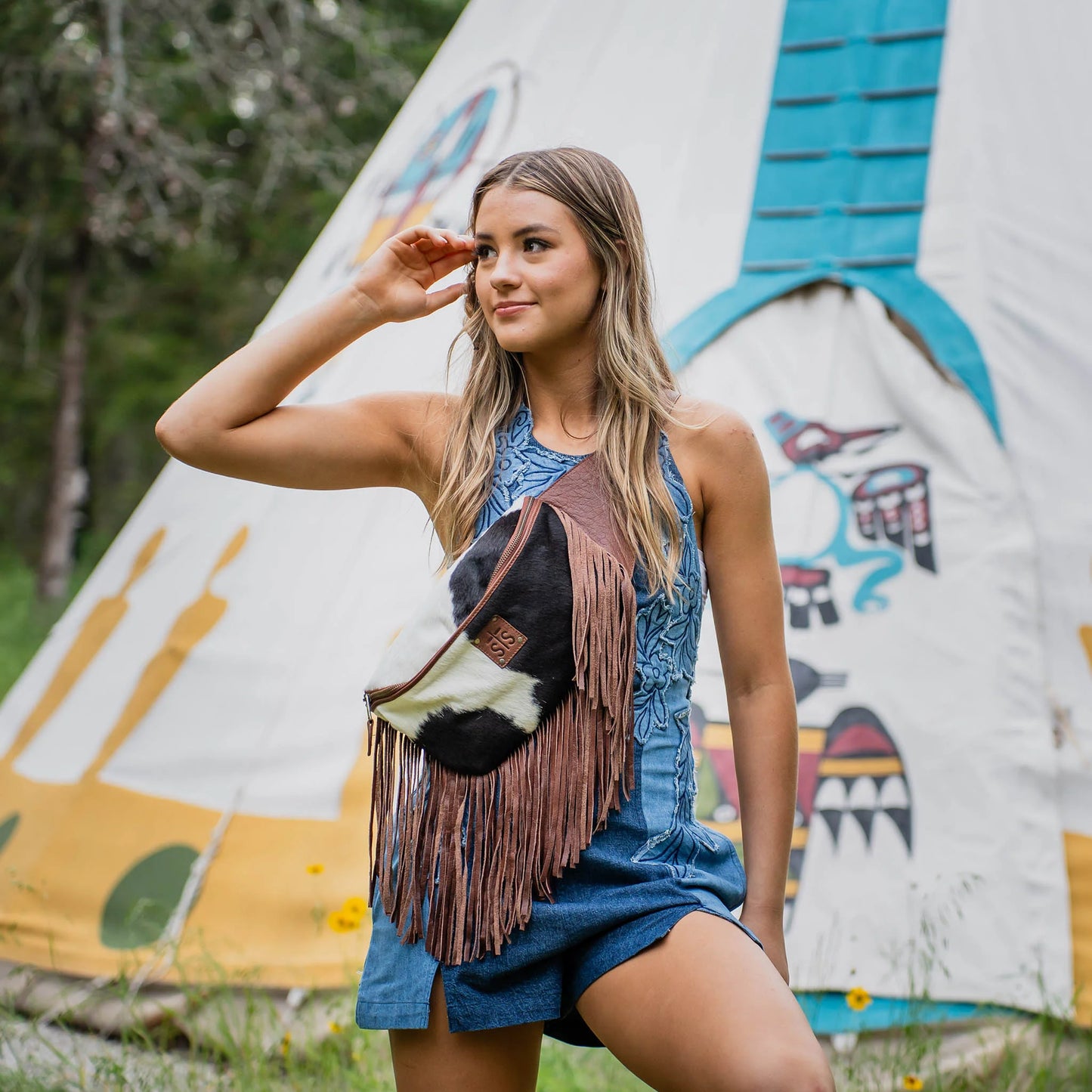 STS Ranchwear Womens Indie Cowhide Hildy Fringe Brown Leather Sling Bag