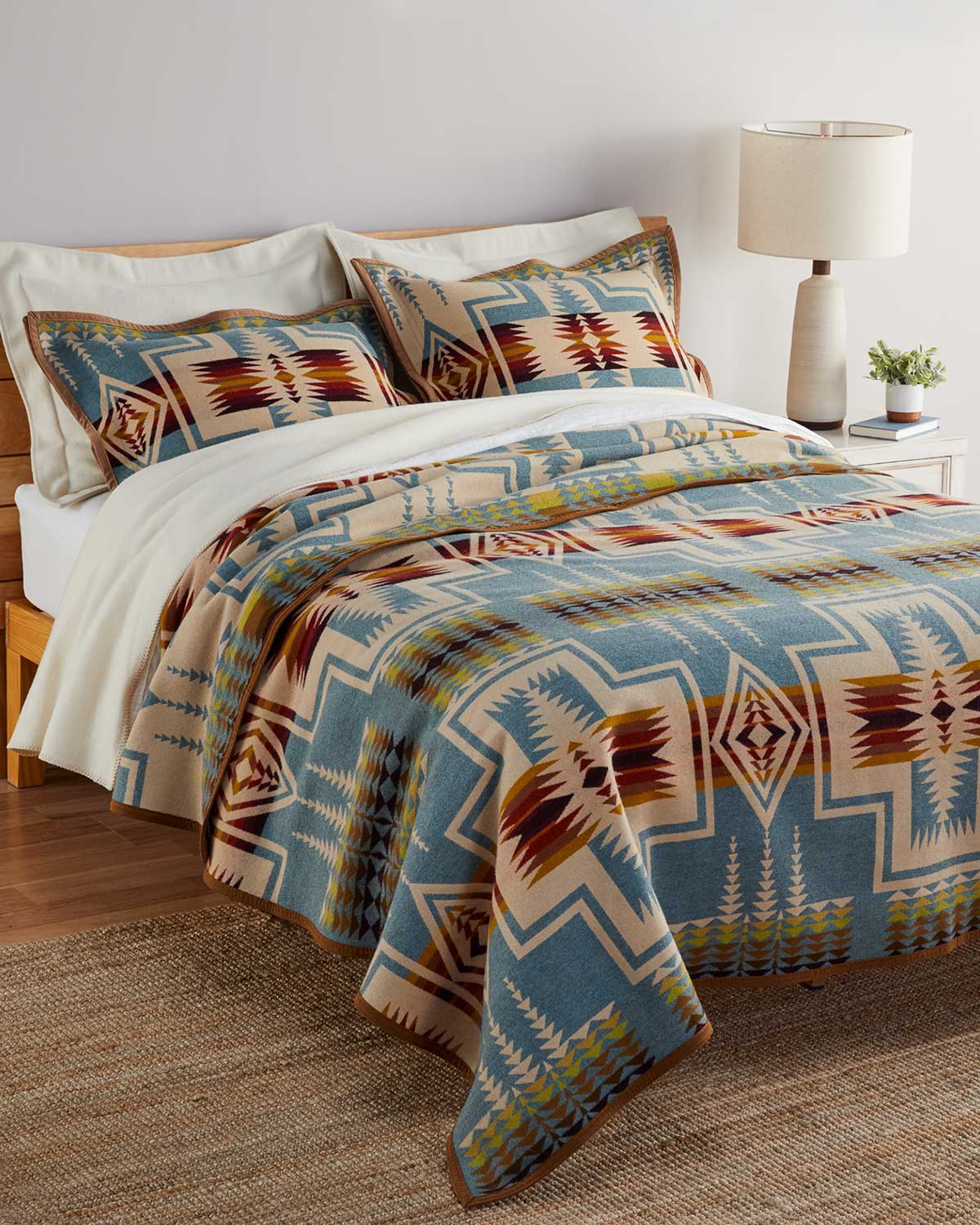 Load image into Gallery viewer, Pendleton Unnapped Shale Harding Blanket-King
