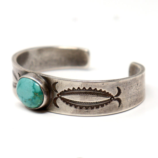 Load image into Gallery viewer, Hand Hammered Bracelet by Jesse Robbins
