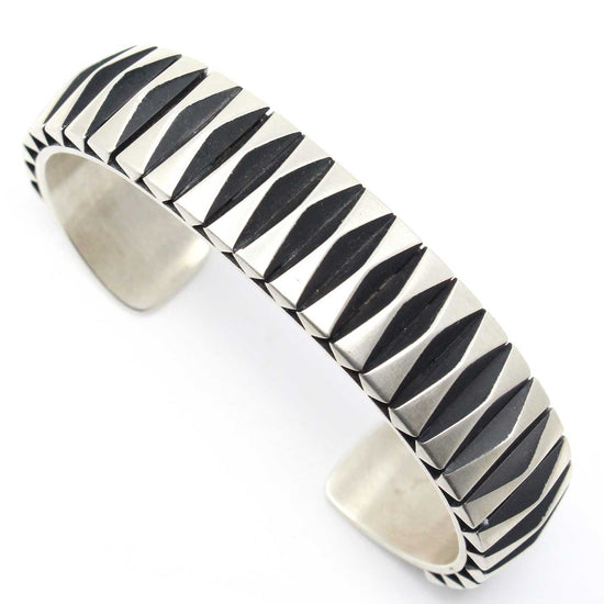 Load image into Gallery viewer, Sterling Silver Bracelet by Leandro Tahe
