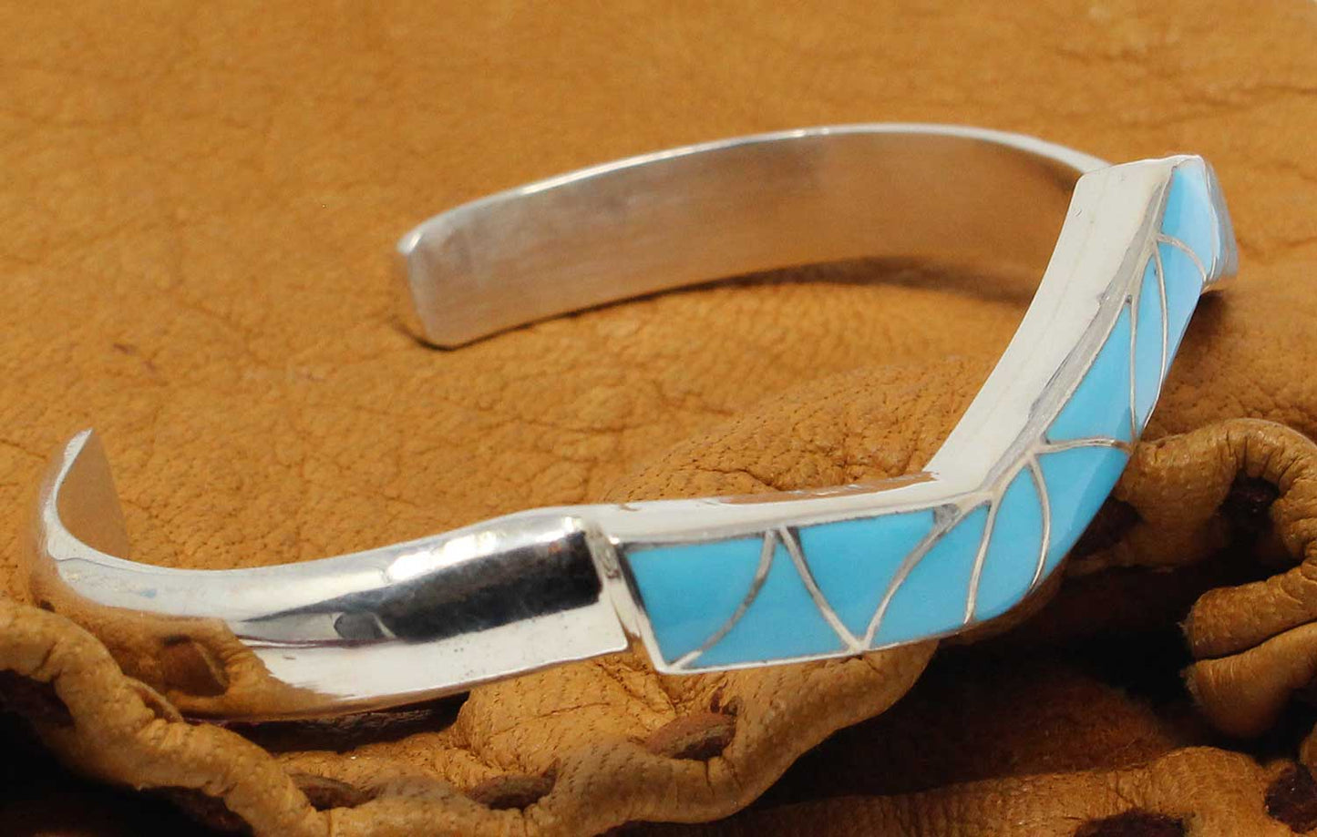 Load image into Gallery viewer, Zuni Turquoise Zig Zag Cuff by Kallestewas
