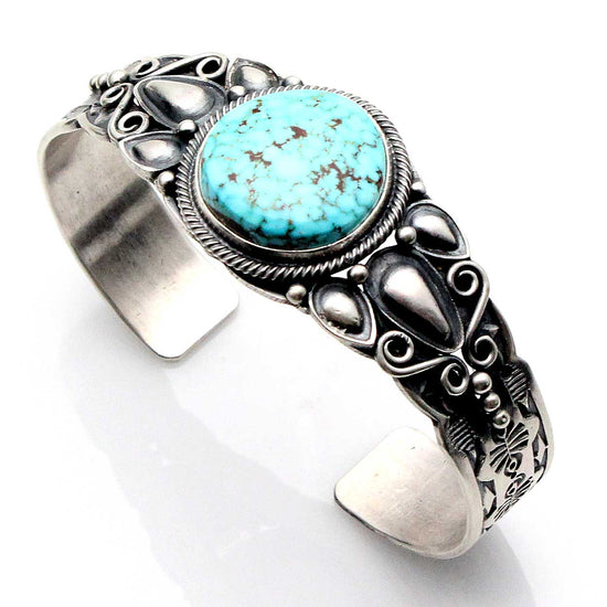 Load image into Gallery viewer, Hand Stamped Navajo Bracelet By Gordon
