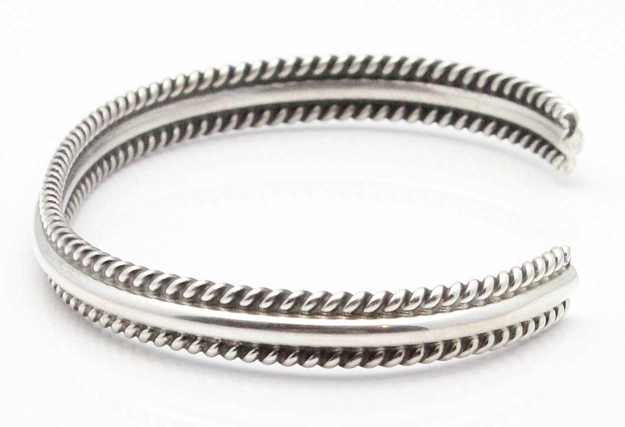 Load image into Gallery viewer, Navajo Twist Wire Sterling Silver Bracelet
