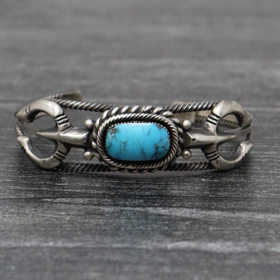 Load image into Gallery viewer, Single Stone Turquoise &amp;amp; Silver Bracelet
