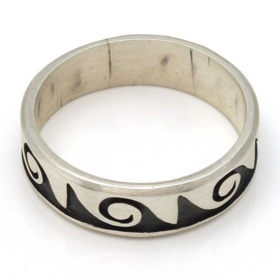 Load image into Gallery viewer, Hopi Silver Ring - Water &amp;amp; Waves
