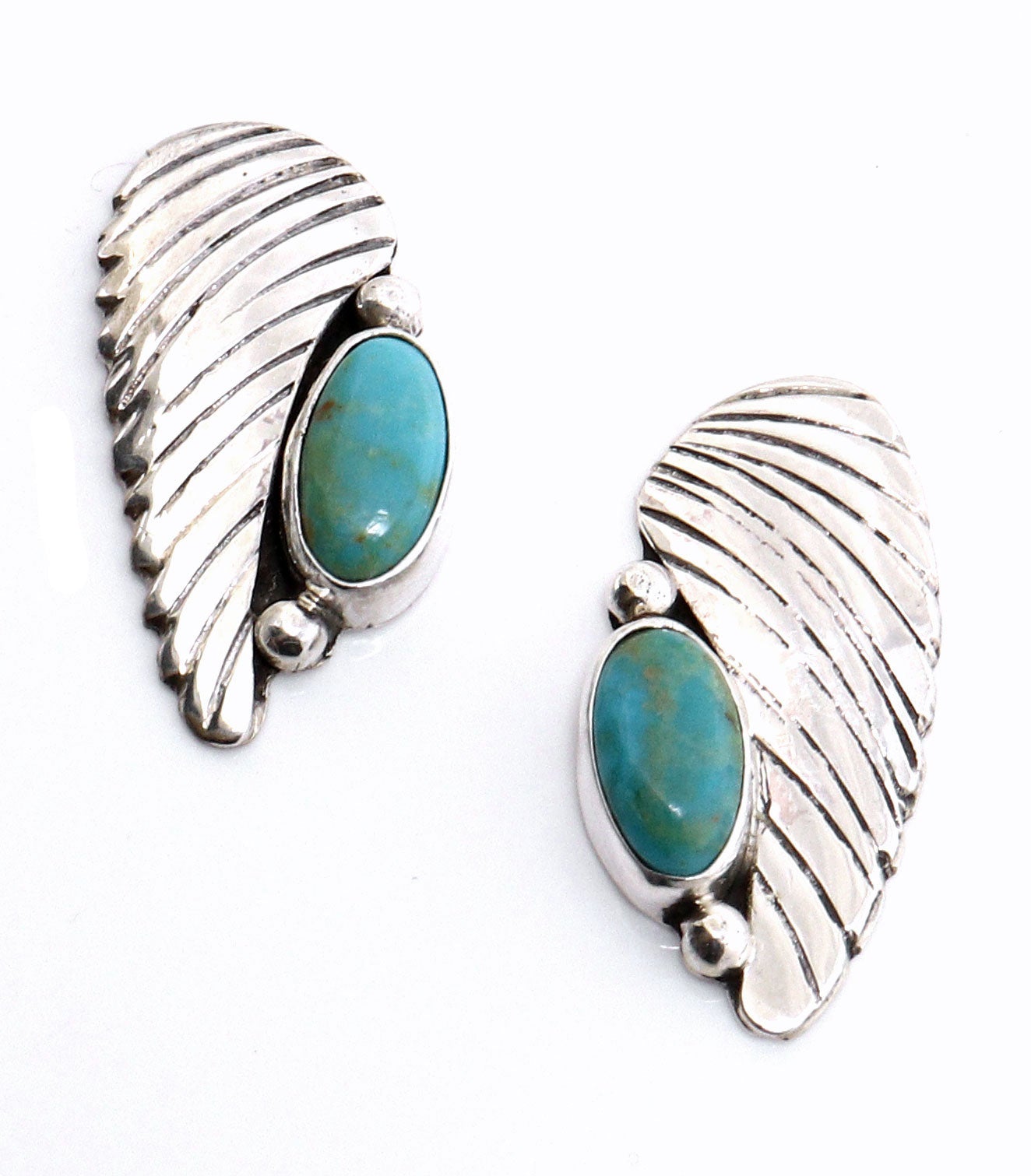 Load image into Gallery viewer, Turquoise &amp;amp; Silver Leaf Earrings
