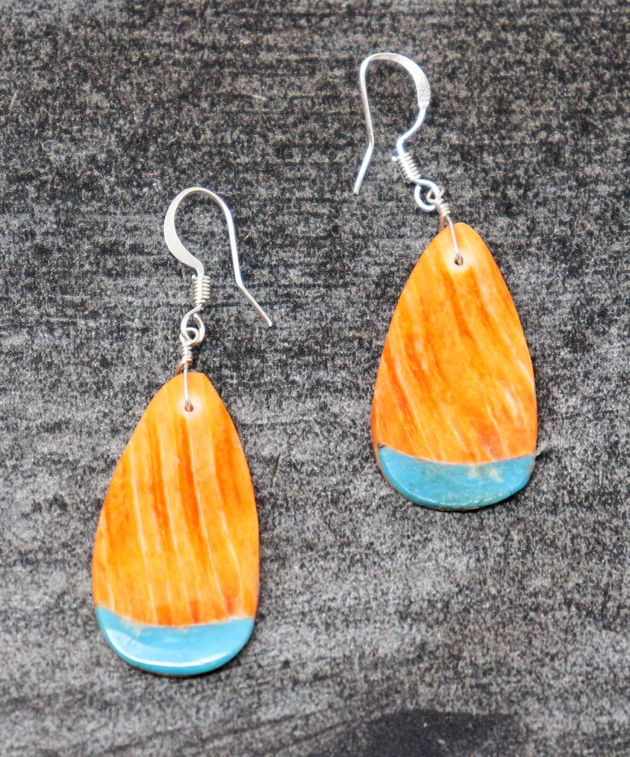 Load image into Gallery viewer, Orange Spiny Oyster &amp;amp; Turquoise Earrings By Pete

