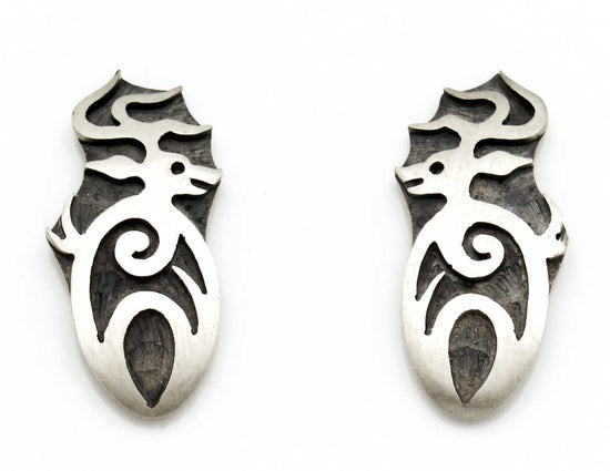 Load image into Gallery viewer, Hopi Silver Deer Post Earrings
