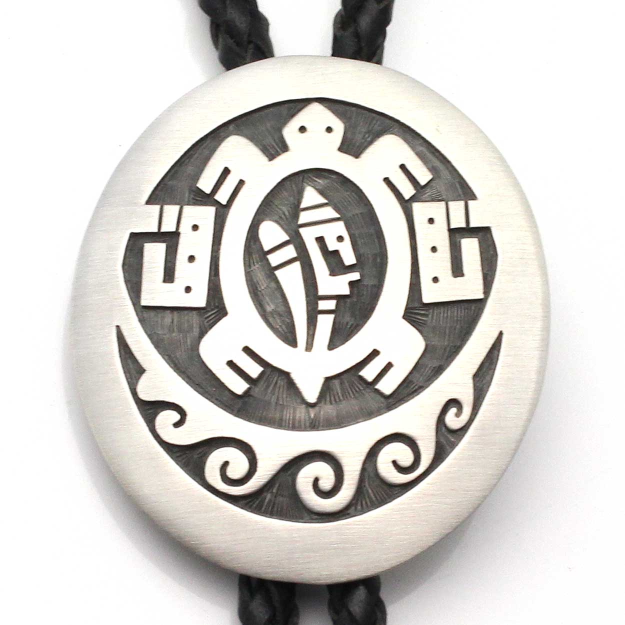 Load image into Gallery viewer, 2.25&amp;quot; Hopi Turtle Bolo Tie
