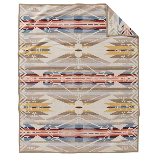 Load image into Gallery viewer, Pendleton King Size White Sands Blanket
