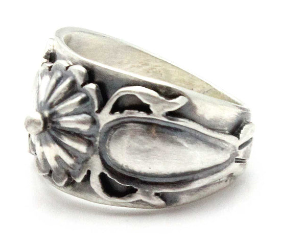 Ring Featuring Silver Applique Size 6.5