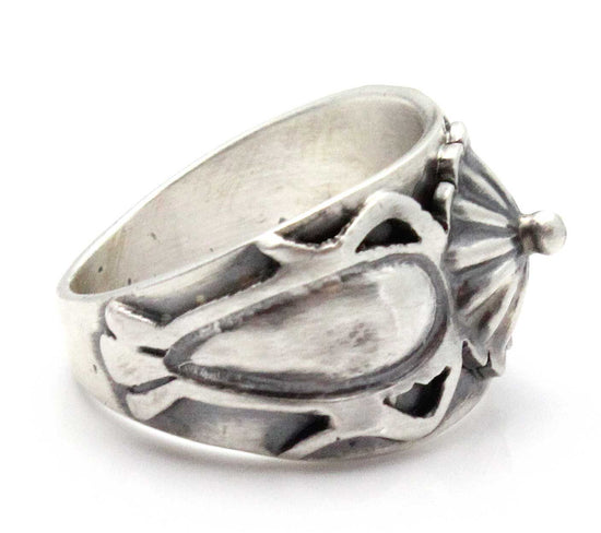 Load image into Gallery viewer, Navajo Silver Ring by Grace Kenneth Size 7.5
