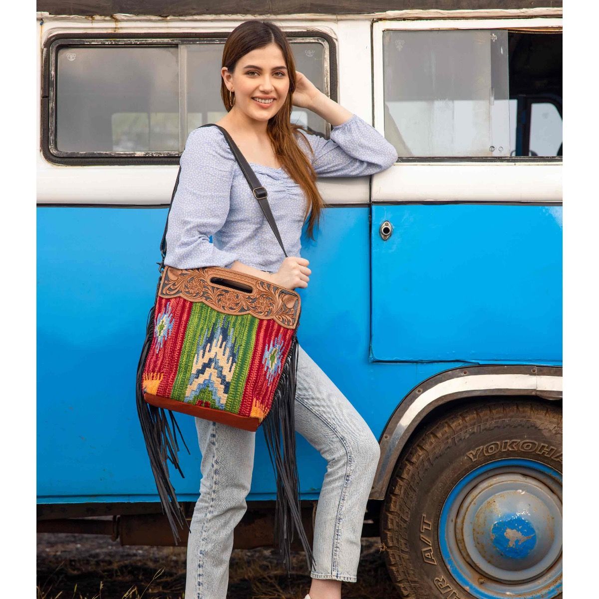 Load image into Gallery viewer, Jardin Hand Tooled Bag by Myra
