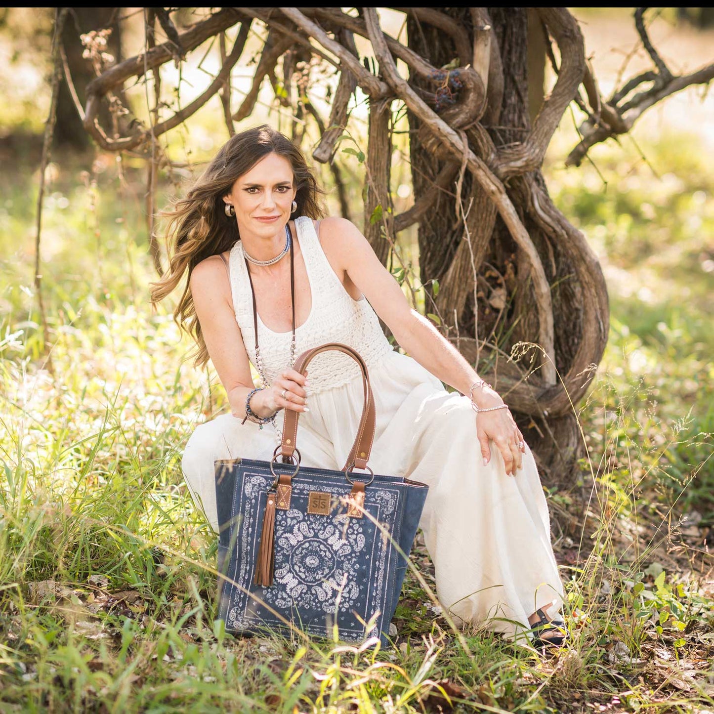 Load image into Gallery viewer, Blue Bandana Tote by STS Ranchwear
