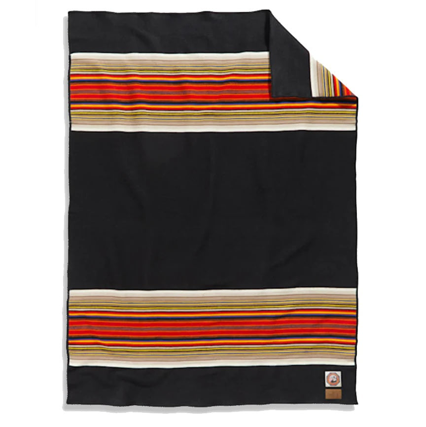 Load image into Gallery viewer, Pendleton Acadia National Park Throw W/Carrier
