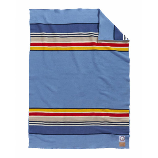 Load image into Gallery viewer, Pendleton Yosemite National Park Throw W/Carrier
