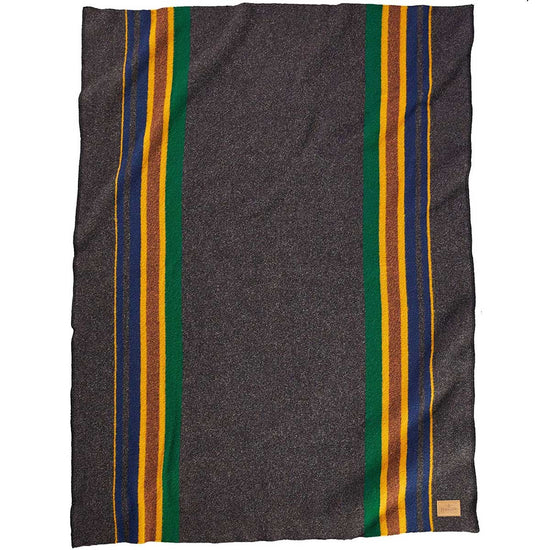 Load image into Gallery viewer, Pendleton Yakima Camp Throw - Oxford
